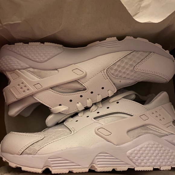 Two pairs of Huaraches men size 8.5 - Picture 3 of 3